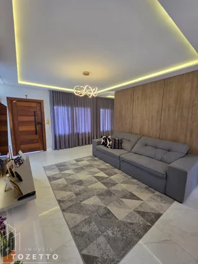 Sobrado Alto Padrão Com Piscina Na Região De Oficinas!