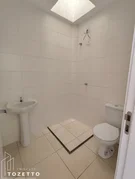 <strong>More a 2 minutos de Oficinas e a 4 do Lago de Olarias</strong>