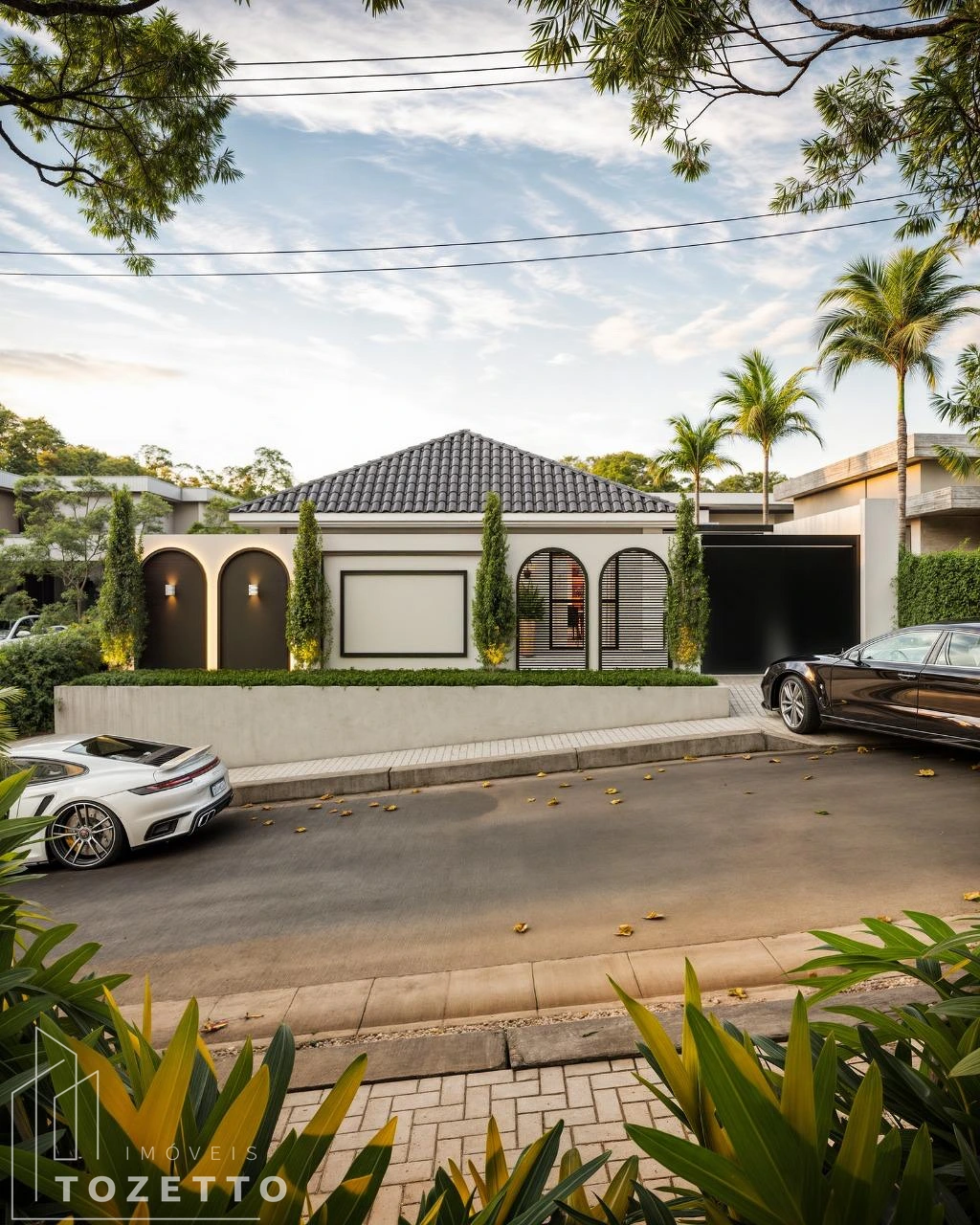 <strong>Casa com edícula no Nova Russia</strong>