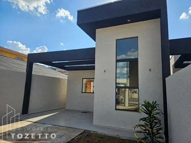 <strong>Excelente imóvel em laje e pé direito alto !</strong>