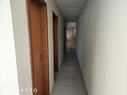 <strong>Excelente imóvel em laje e pé direito alto !</strong>