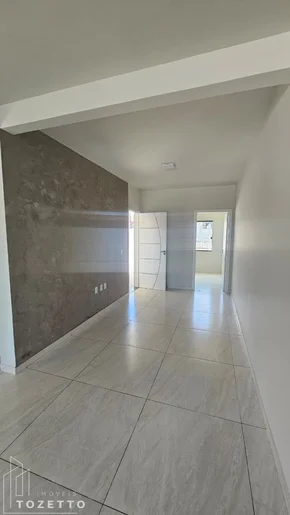 Casa Em Laje Com Amplo Terreno Nos Fundos! Cipa