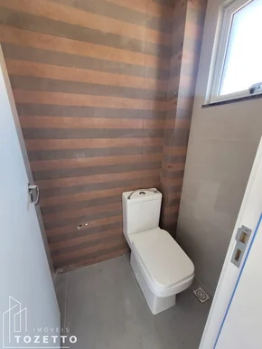 Esse Lindo Sobrado Está Prontinho E Esperando Por Você!