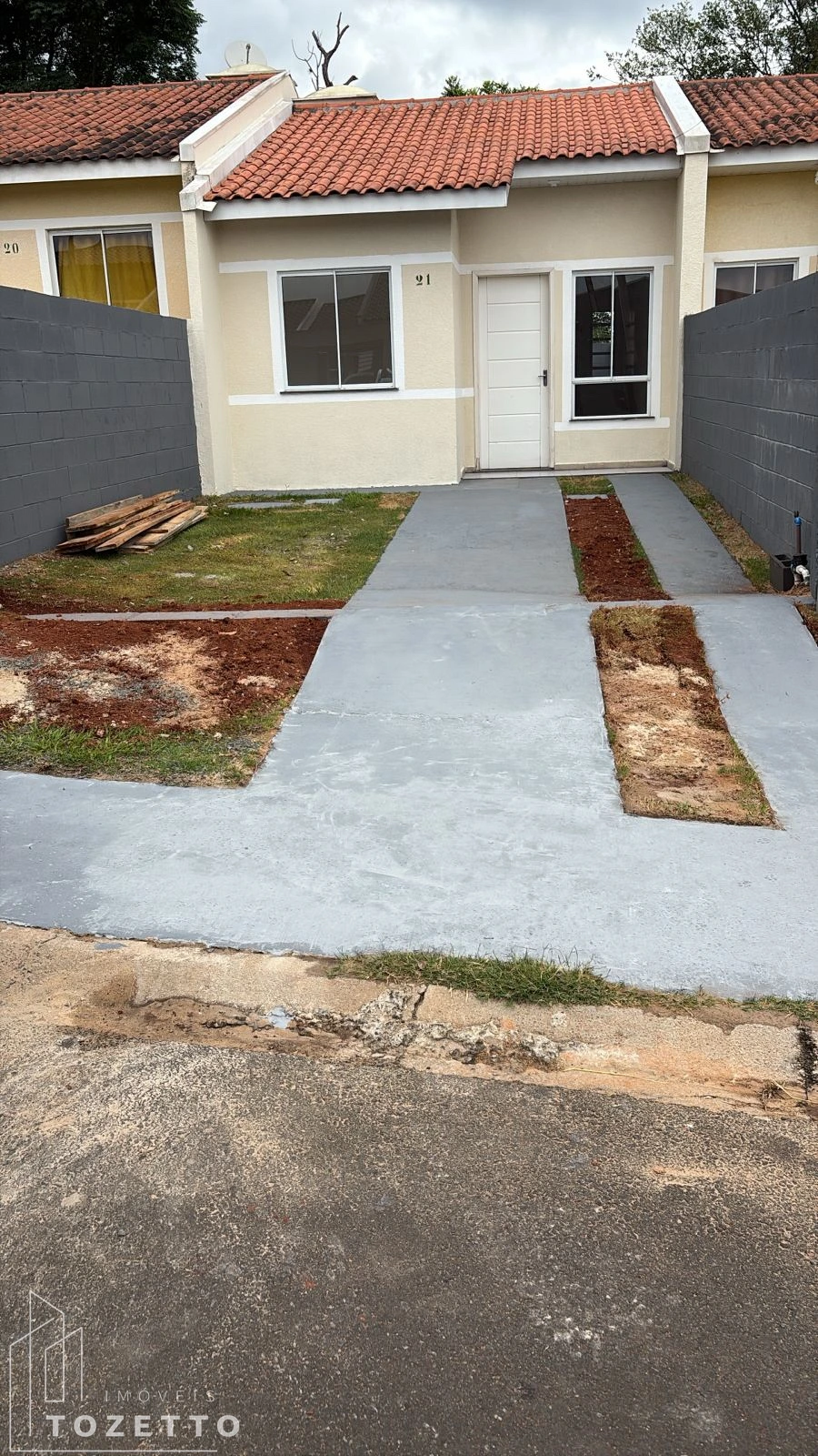 Casa Com Amplo Terreno Nos Fundos No Campo Belo, Uvaranas