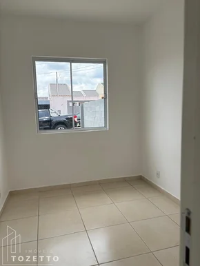 <strong>Casa com amplo terreno nos fundos no Campo Belo, Uvaranas</strong>