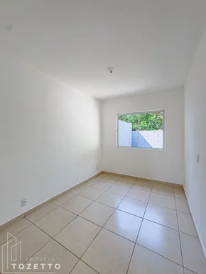 Casa  Com Amplo Terreno Nos Fundos No Campo Belo, Uvaranas