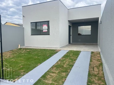 <strong>Casa 3 quartos em laje no Jardim Centenário- Uvaranas</strong>