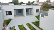 <strong>Casas com 3 quartos em laje no JD. Centenário</strong>
