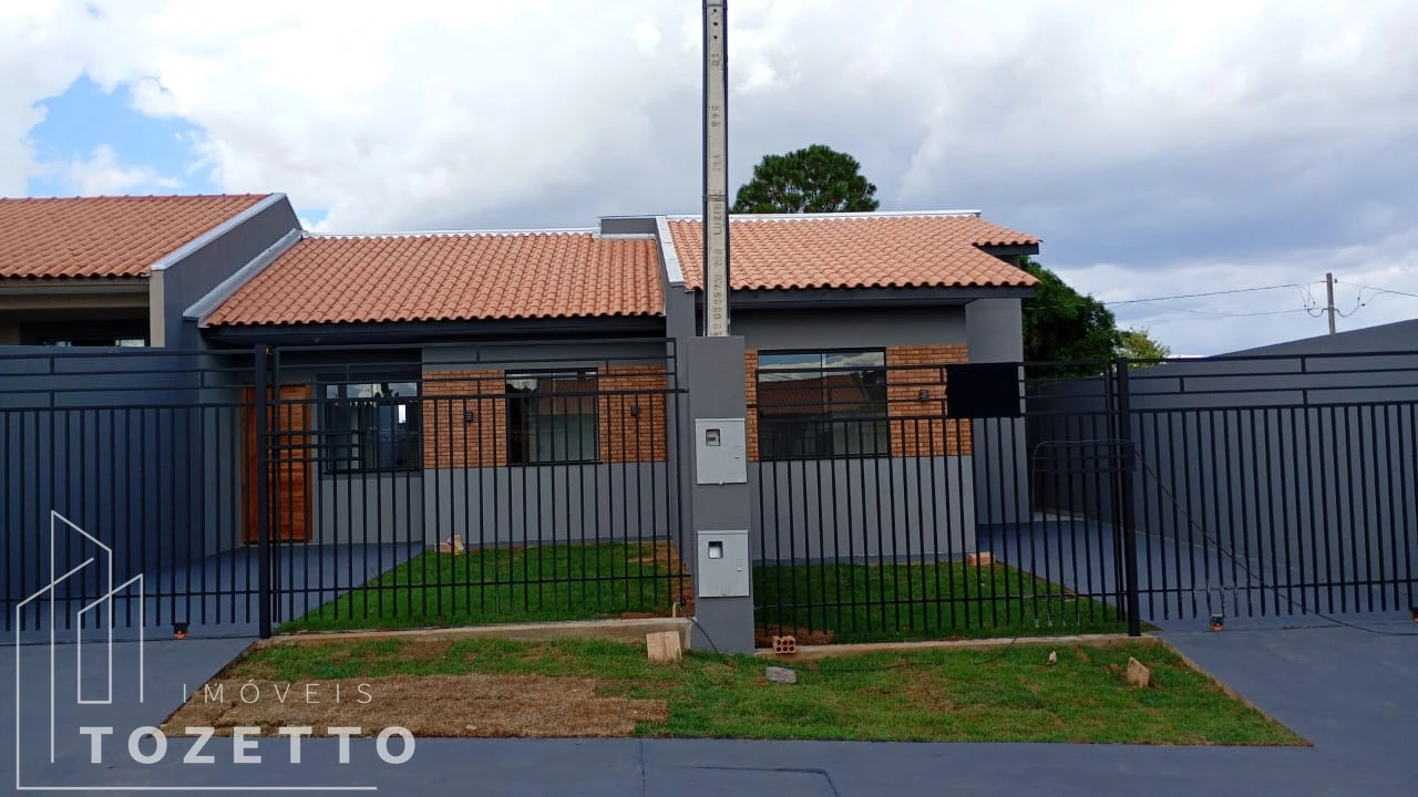 <strong>Excelente imóvel 2 quartos no Contorno , Gralha Azul !</strong>