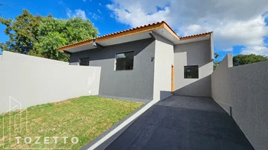 <strong>Casa no Lagoa Dourada com amplo terreno</strong>