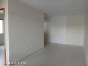 <strong>Casa com passagem lateral no Parque dos Pinheiros</strong>