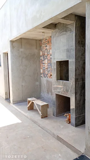 Belíssimo Imóvel Com Suíte No Condomínio Bosque Mistral