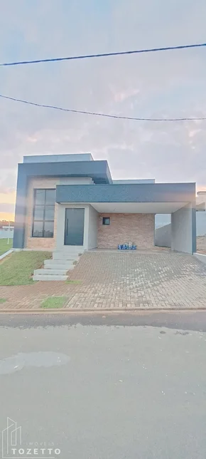 Belíssimo Imóvel Com Suíte No Condomínio Bosque Mistral