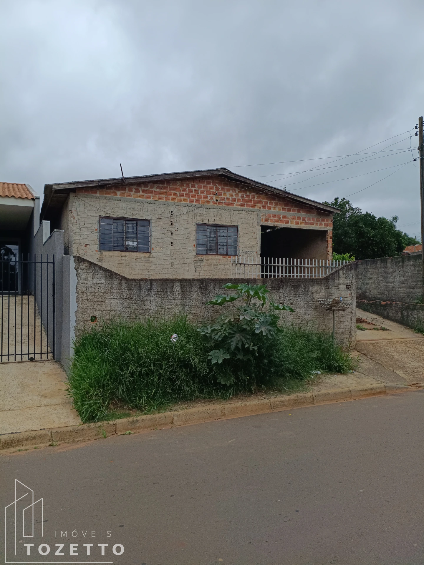 <strong>CASA EM UVARANAS ÓTIMO PREÇO</strong>