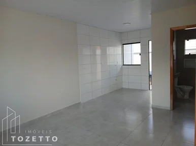 Casa De Esquina Com Amplo Terreno No San Martin