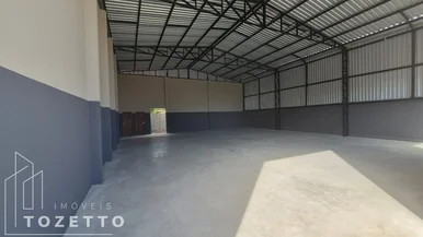 <strong>Excelente barracão para locação no Órfãs</strong>