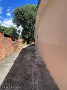 <strong>Casa para Locacao Neves com quintal</strong>