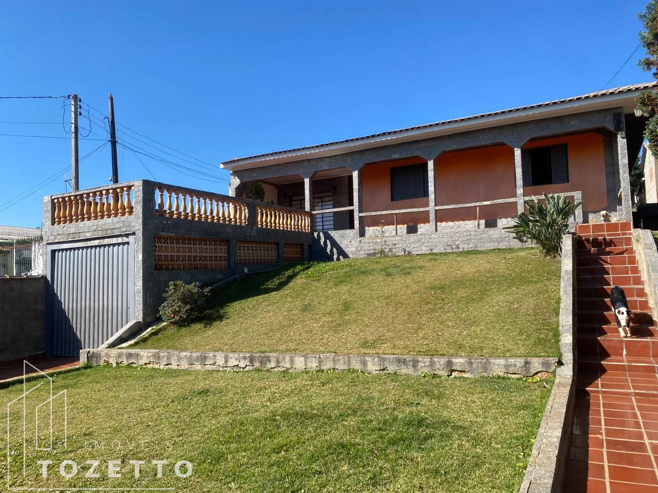 <strong>CASA 3 QUARTOS,SUITE,LAJE,COM TERRENO AMPLO NO SANTA PAULA</strong>