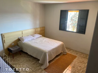 Casa 3 Quartos,suite,laje,com Terreno Amplo No Santa Paula