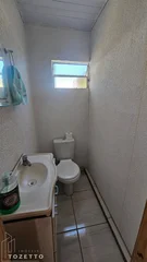 <strong>Casa com Sala Comercial à Venda - Jardim Canaã, Contorno</strong>