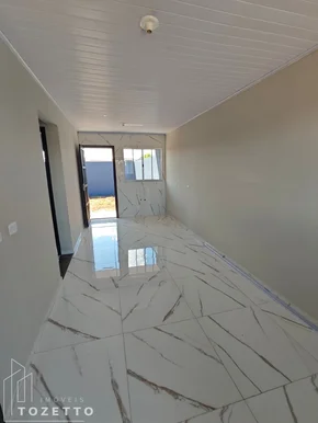 <strong>Excelente casa com AMPLO TERRENO à venda no Terraliz</strong>