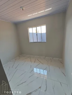 Excelente Casa Com Amplo Terreno à Venda No Terraliz