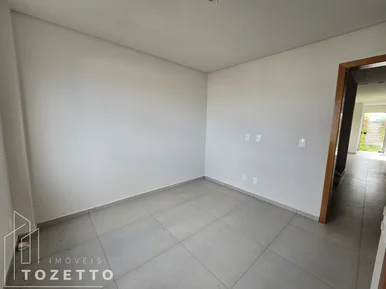 <strong>Excelente sobrado com suíte à venda no Jardim Carvalho</strong>