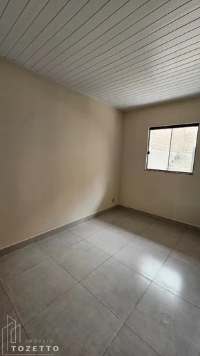 Casa No Lagoa Dourada Com Amplo Terreno Nos Fundos!