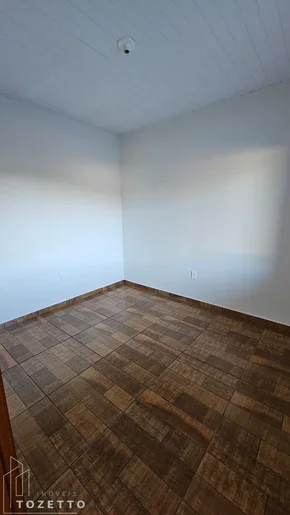 Casa De Fundos  à Venda No Chapada , Vila Ildemira!