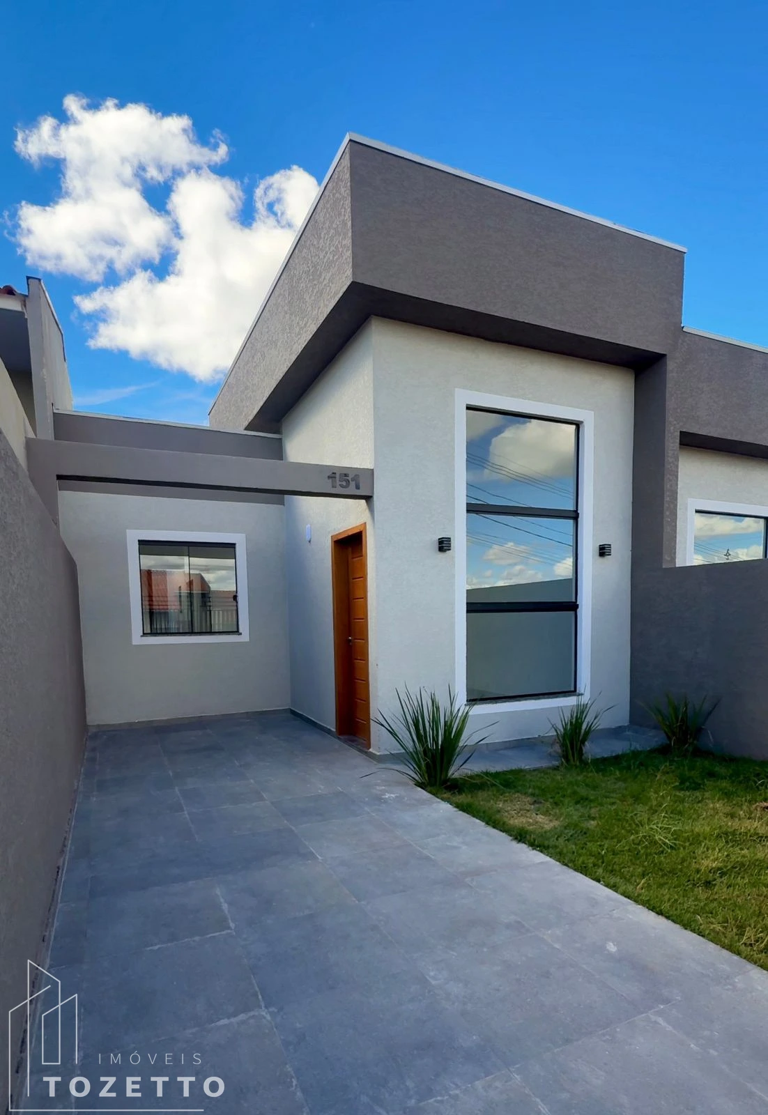 <strong>Casa com suíte no Terraliz !</strong>