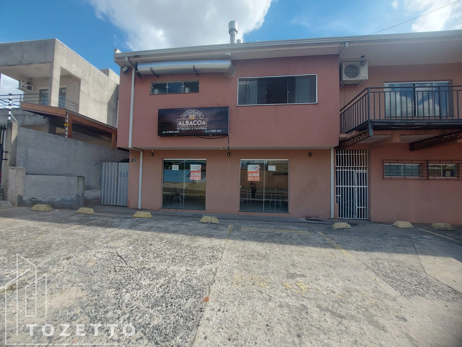 <strong>Aluga-se ponto comercial? ideal para conveniência ou outros</strong>