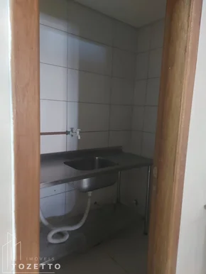 Aluga-se Ponto Comercial? Ideal Para Conveniência Ou Outros