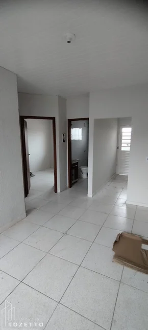 Casa Com Amplo Terreno Nos Fundos , Contorno