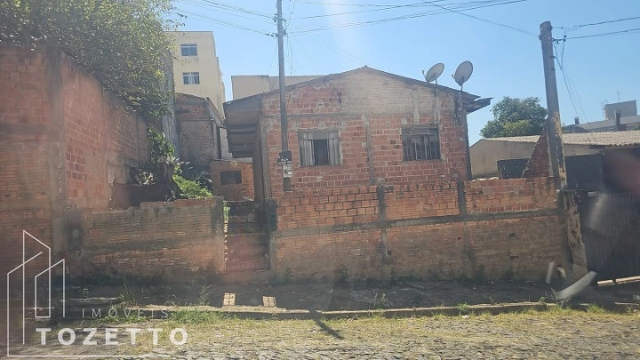 Terreno à Venda no Centro de Ponta Grossa - Foto 1