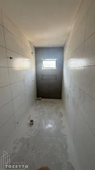 <strong>Sobrados novos com 3 quartos e suíte ? pertinho do Centro!</strong>