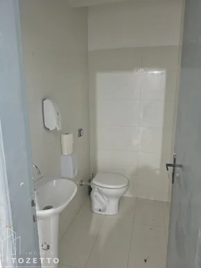 Sala Comercial Ampla No Centro Da Cidade