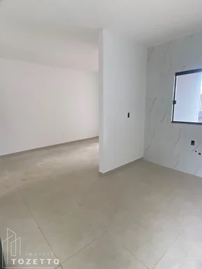 Imóvel No Contorno Com Amplo Terreno Nos Fundos !!