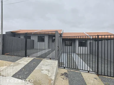Excelente Casa à Venda No Jardim Tropeiros Em Uvaranas