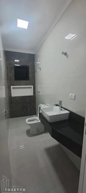Residência Exuberante Localizada No Le Parc Em Uvaranas
