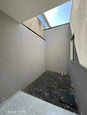 Casa Individual à Venda No Jardim Paraíso Em Uvaranas