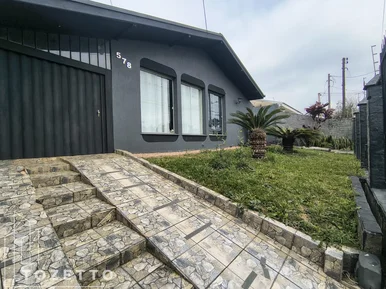 Excelente Imóvel Com Piscina Aquecida Para Venda E Locação !