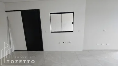 Casa Com Suíte Toda Em Laje No Contorno!