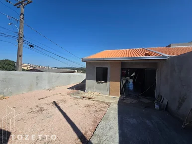 Excelente Casa De Esquina à Venda Na Ronda