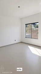 <strong>Excelente sobrado com suíte em Uvaranas !</strong>