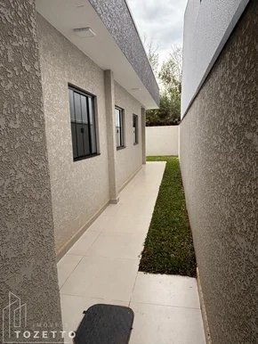 Excelente Imóvel Com 3 Quartos Sendo 1 Suíte! Uvaranas