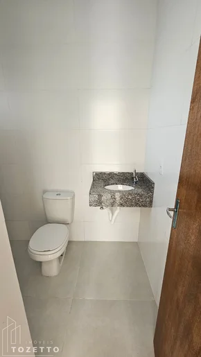 Casa Toda Em Laje No Bairro Novo!