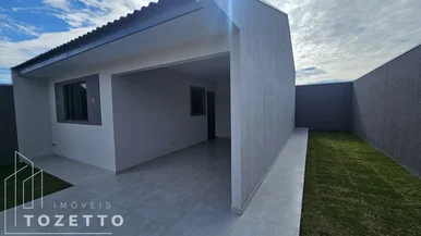 Casa De Esquina Em Uvaranas