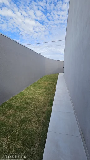 Casa De Esquina Em Uvaranas