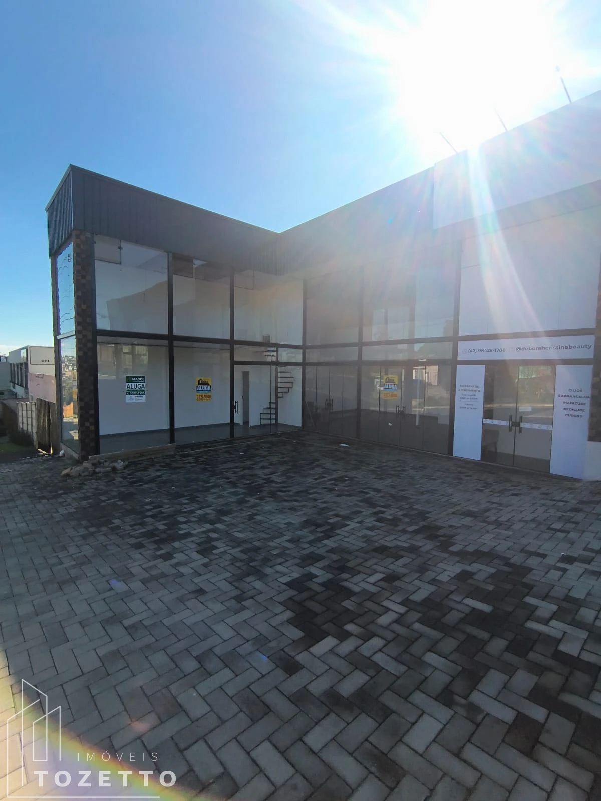 <strong>SALA COMERCIAL OFICINAS PROX AO LAGO DE OLARIAS</strong>