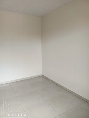 Casa Com 3 Quartos Em Uvaranas